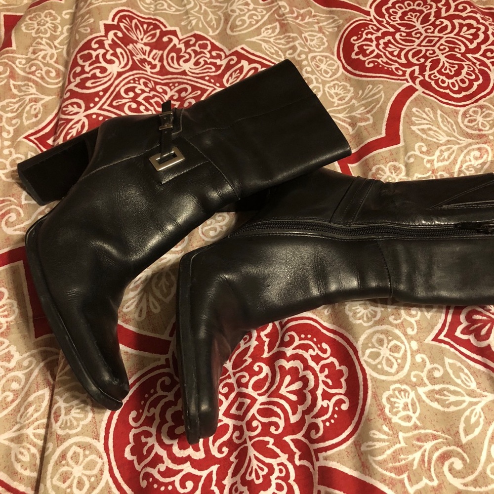 Leather boots